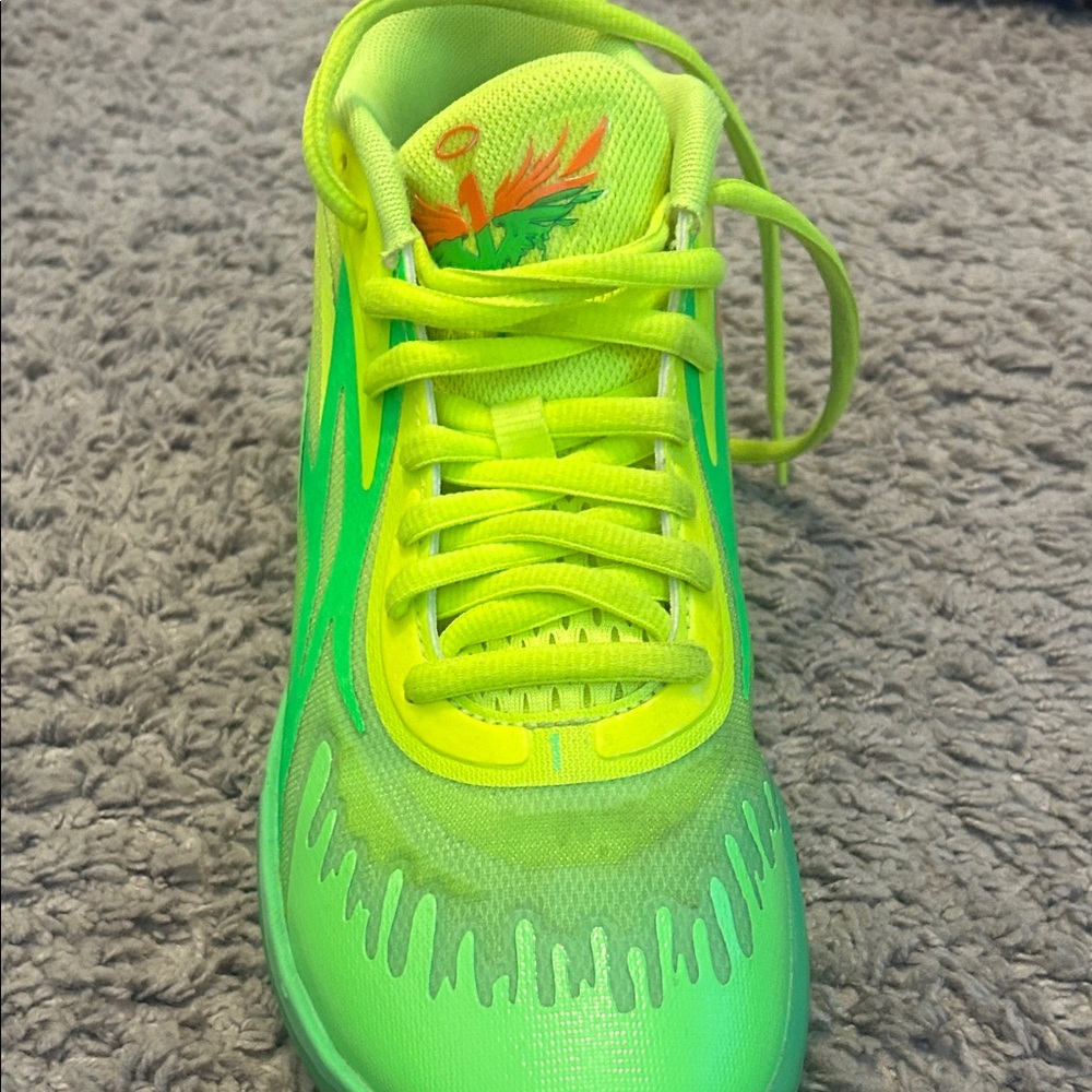 Puma Neon Green Sneakers - Picture 6 of 7